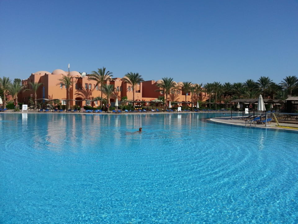 Sehr großer und sauberer Pool Jaz Makadi Oasis Resort