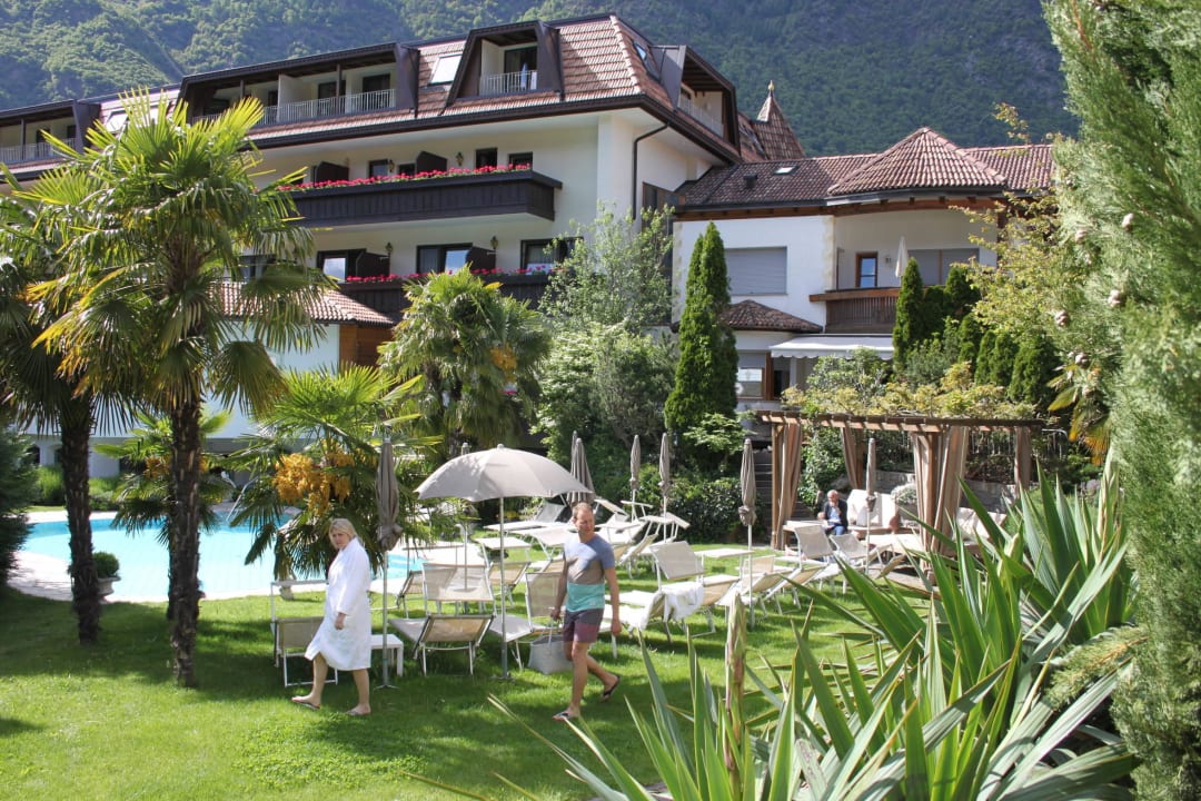 Garten, Außenpool und Hotel Hotel Rössl
