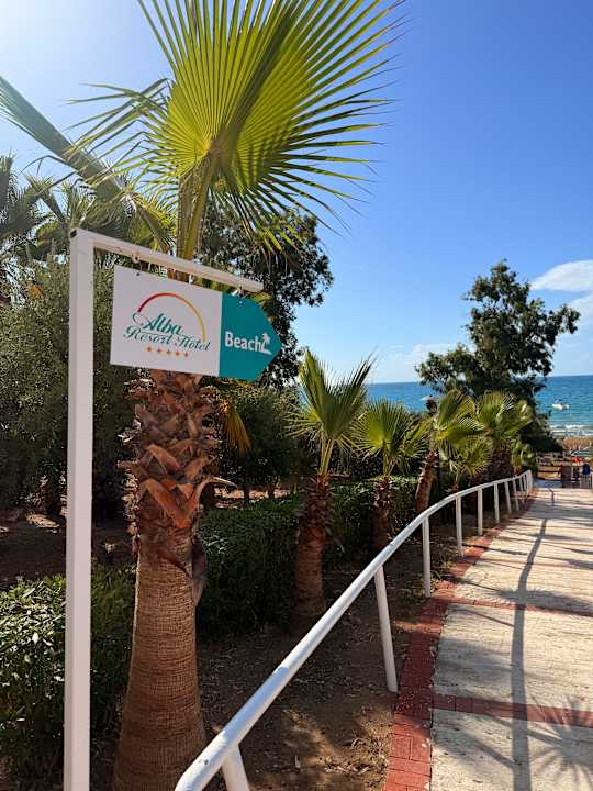 Strand Alba Resort Hotel