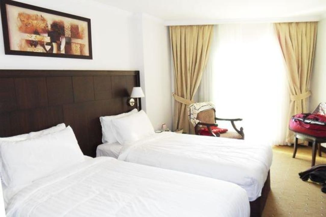 Zimmer Crowne Plaza Antalya