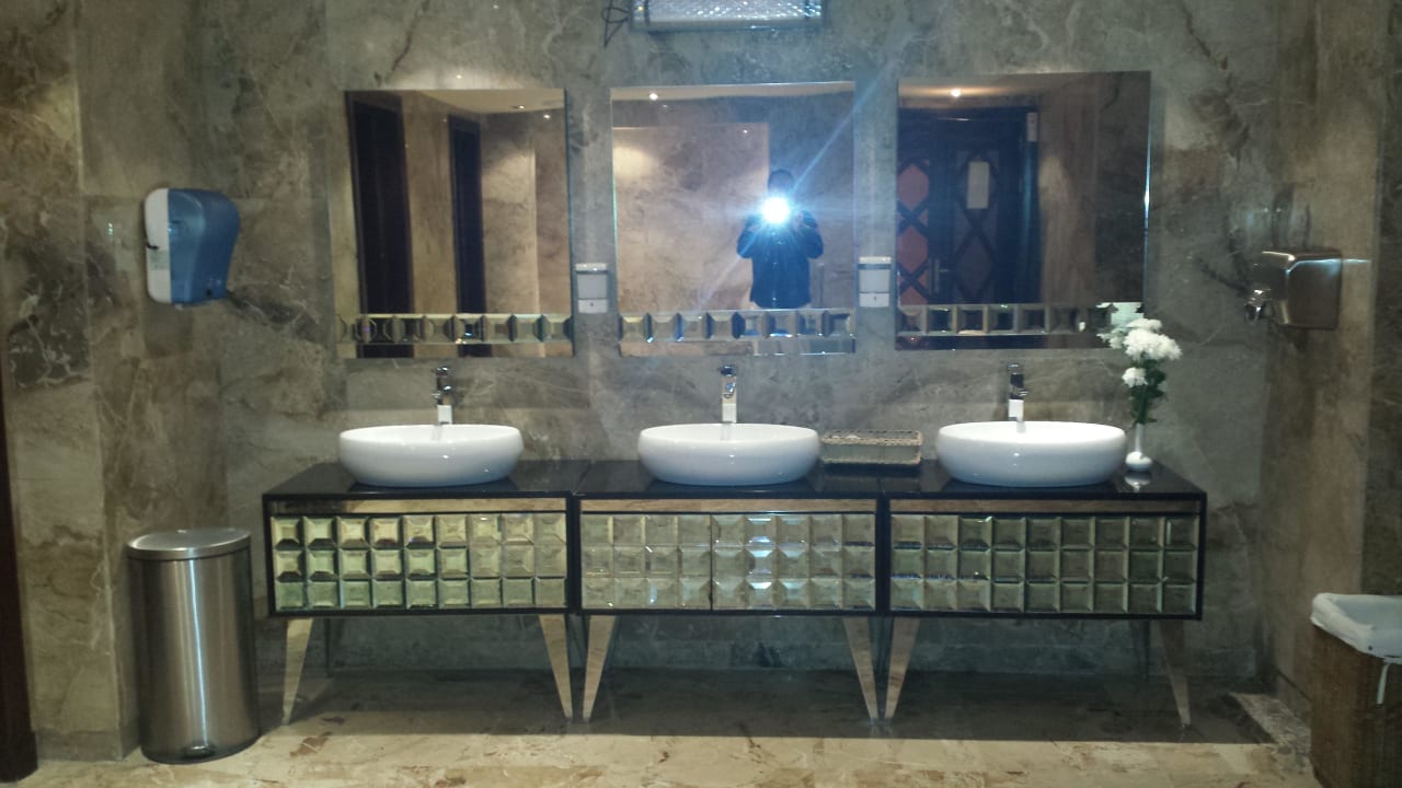 WC Premier Le Reve Hotel & Spa