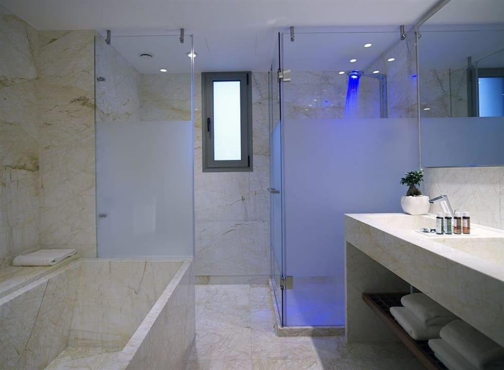 Bathroom Hotel Samaria