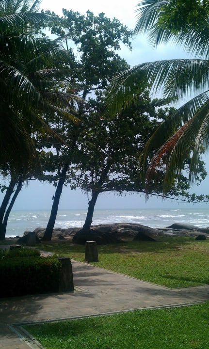 Anlage Pool mit Blick zum Meer Khaolak Laguna Resort