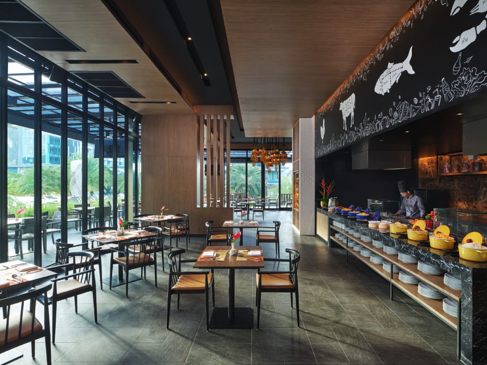 Gastro Holiday Inn Resort Krabi Ao Nang Beach by IHG