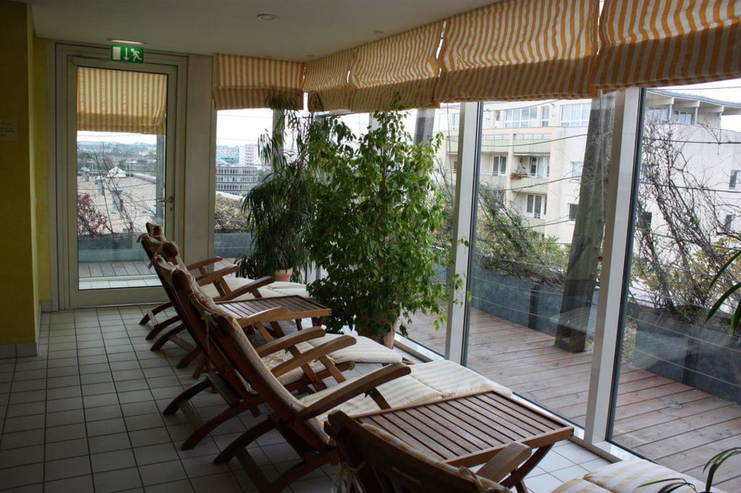 Wellnessbereich Hotel Elbflorenz Dresden