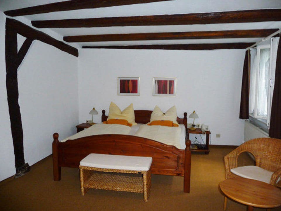 Großzügiges Zimmer Hotel Ritter St. Georg