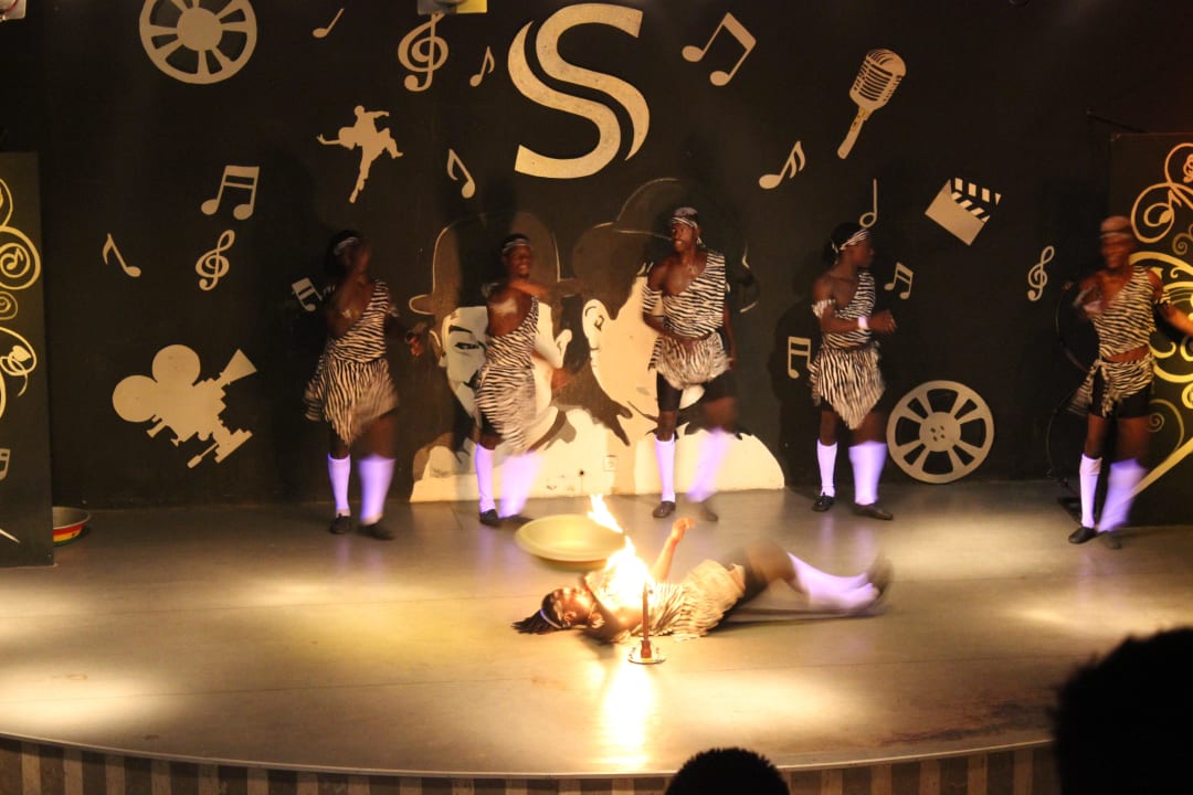 Acrobatic Show Saphir Resort & Spa