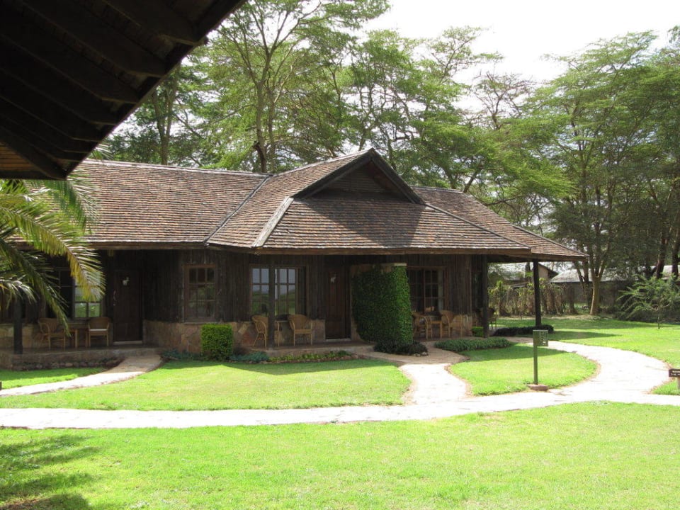 Gebäude mit je 4 Gästezimmern Ol Tukai Lodge