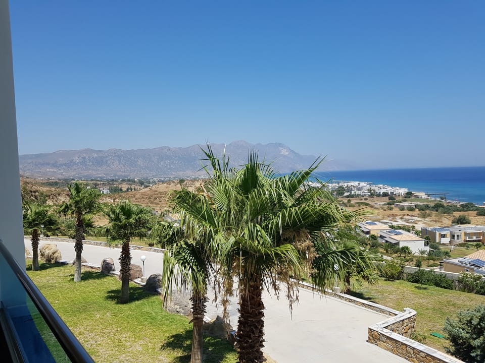 Ausblick Grand Blue Beach Hotel