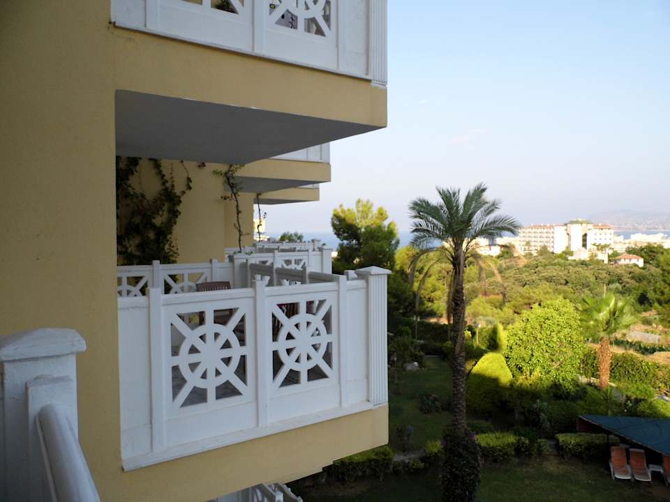 Morze... Larina Resort Spa & Hotel