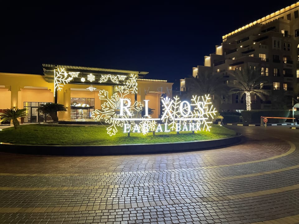 Außenansicht Rixos Bab Al Bahr