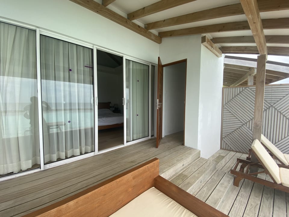 Zimmer Ellaidhoo Maldives by Cinnamon
