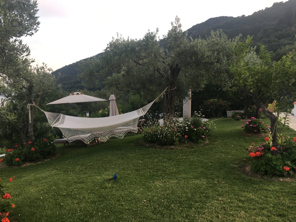 Gartenanlage Lichnos Beach Hotel & Suites