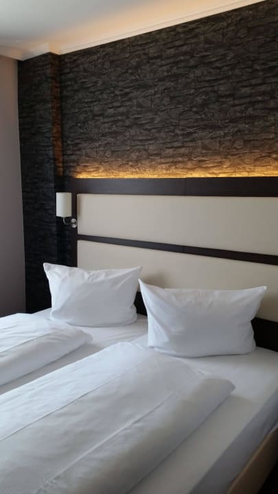 Zimmer 405 PLAZA INN Hamburg Moorfleet