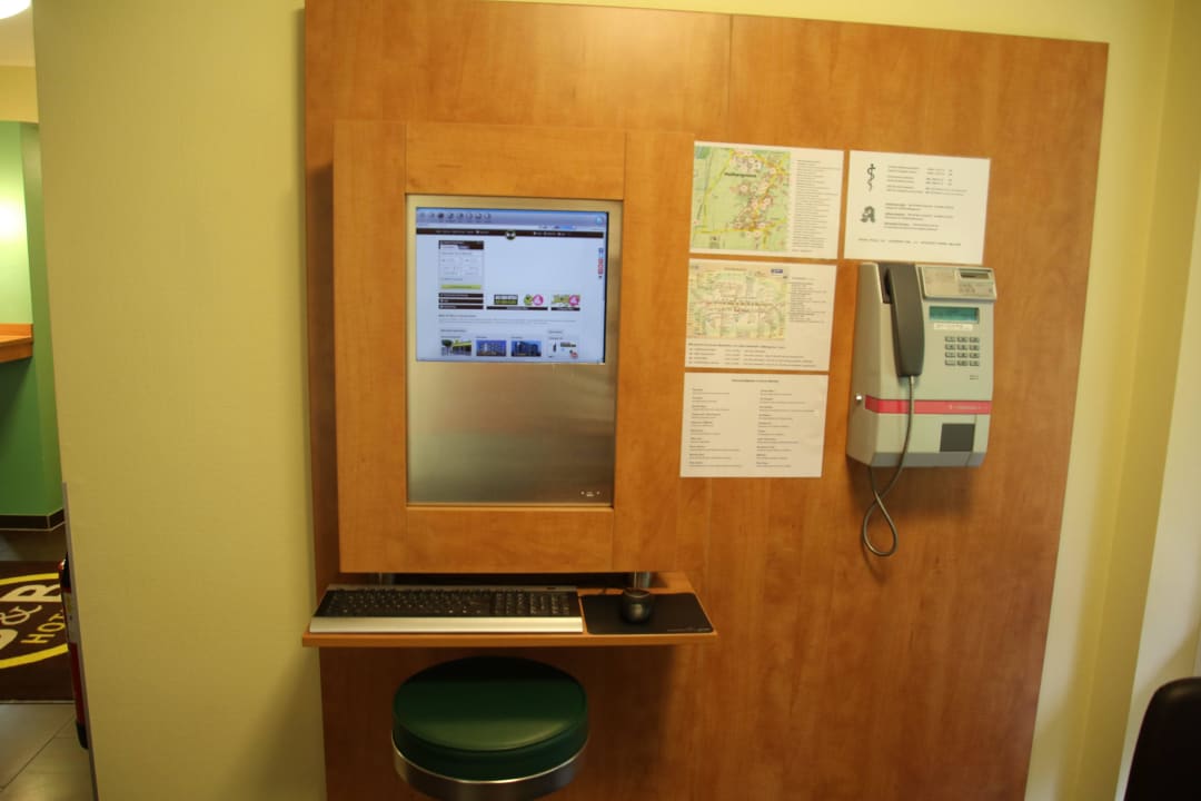 Eingangsbereich B&B Hotel München-Airport