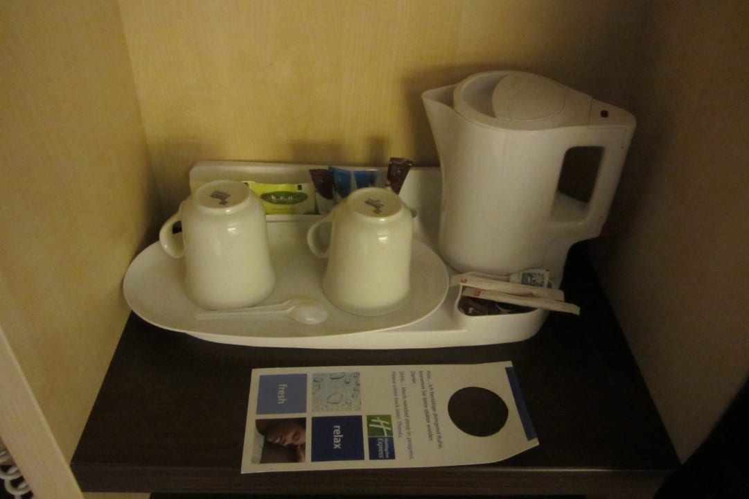 Frei Kaffee und Tee Holiday Inn Express Berlin City Center