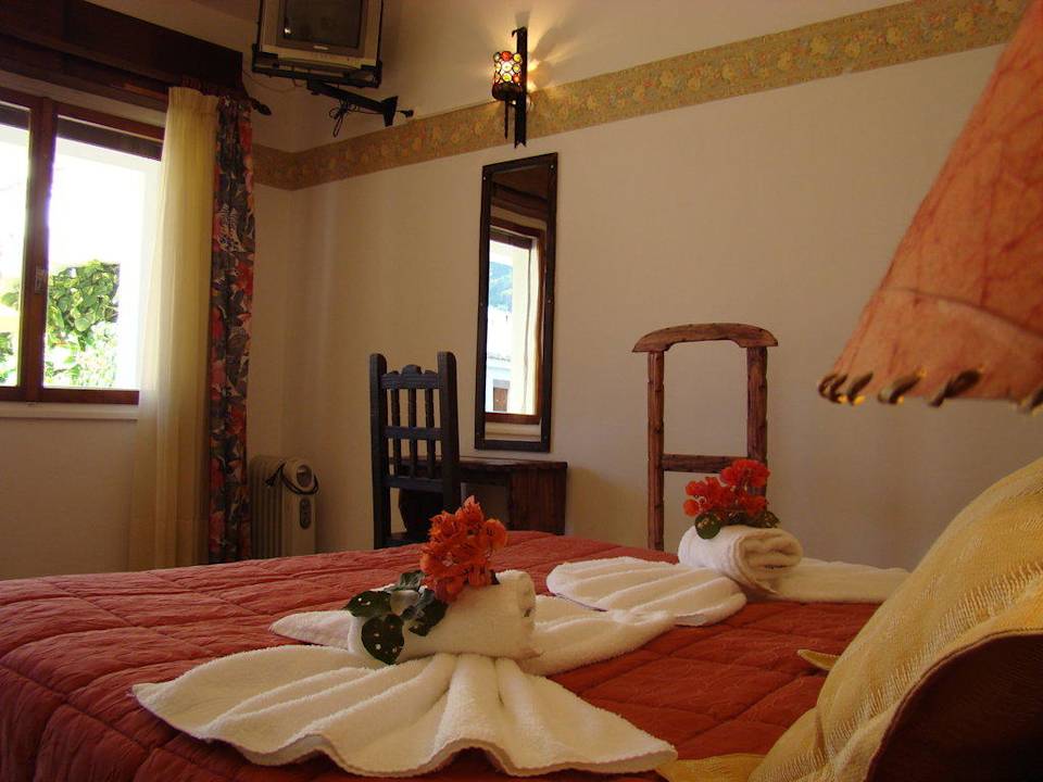 Habitacion matrimonial Petit Hotel