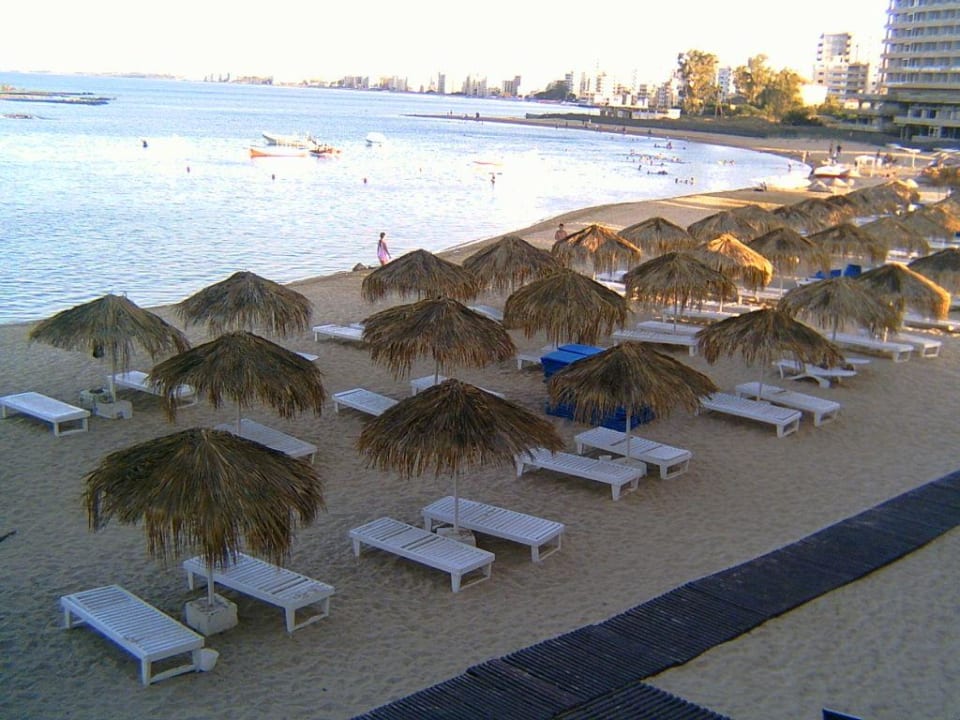 Blick zum Strand Arkin Palm Beach Hotel
