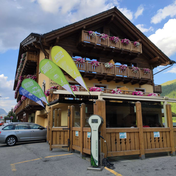 Außenansicht Hotel Amerikan