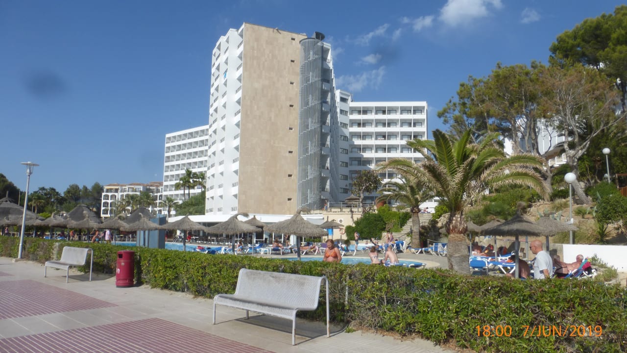 Außenansicht Hotel Vibra Beverly Playa