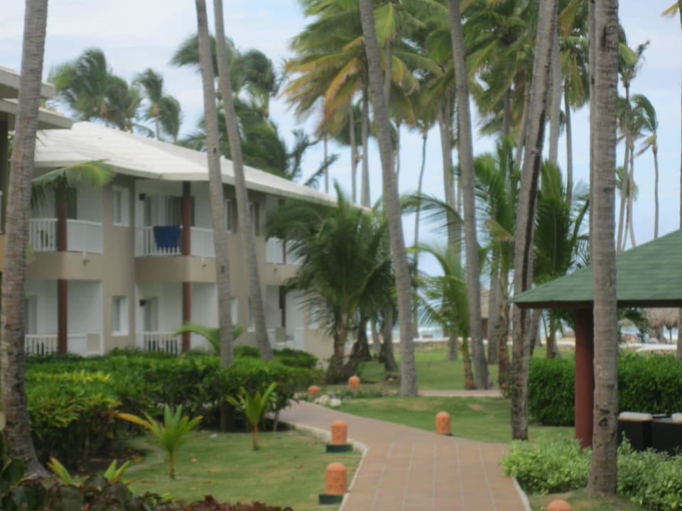 Weg zum Zimmer Grand Sirenis Punta Cana Resort & Aquagames