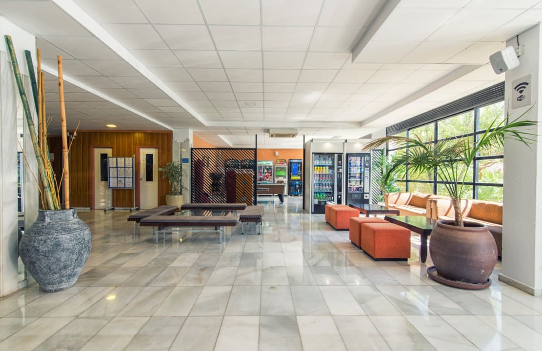 Lobby azuLine Hoteles Mar Amantis & II