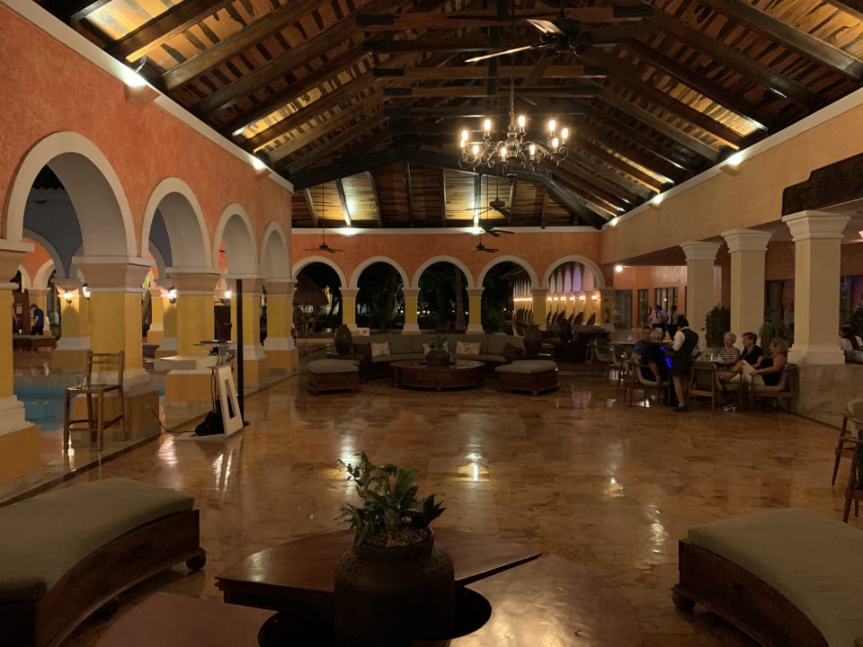 Lobby Iberostar Waves Paraiso del Mar