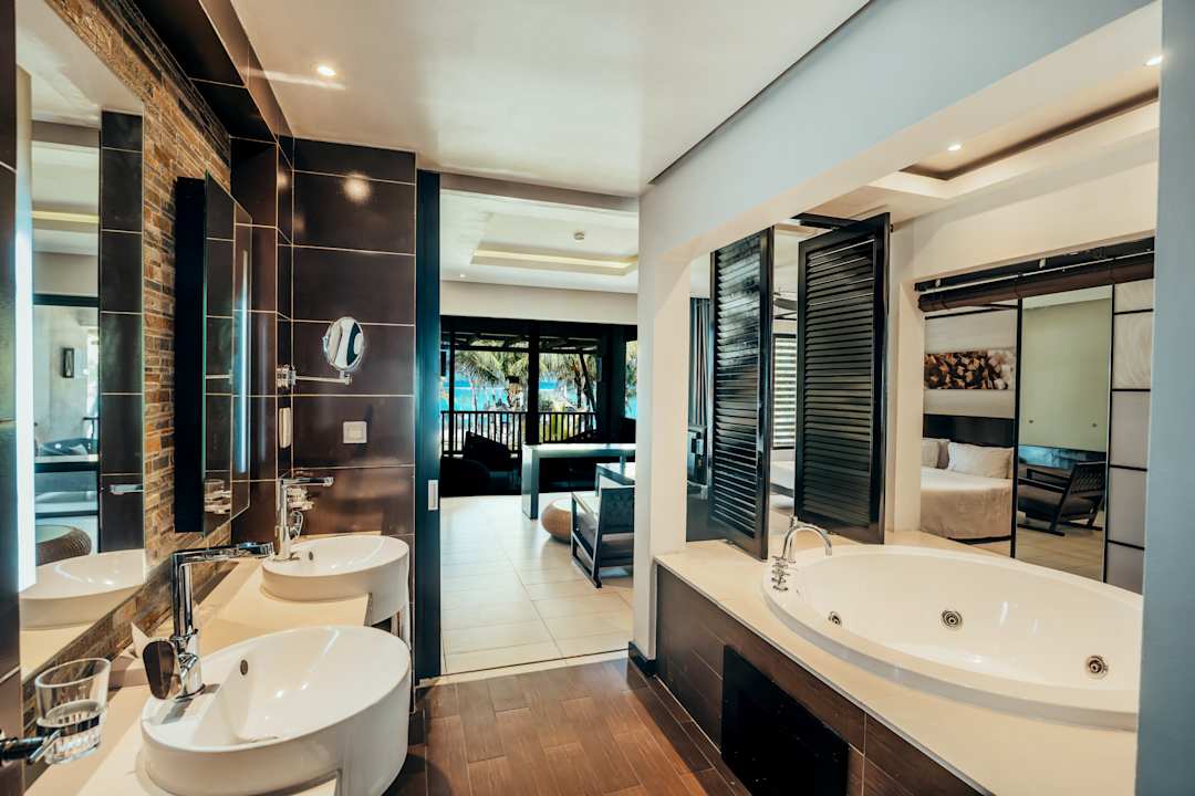 Zimmer Crystals Beach Resort Belle Mare, a member of Radisson Individuals