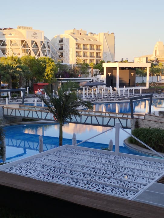 Pool Terrace Elite Resort
