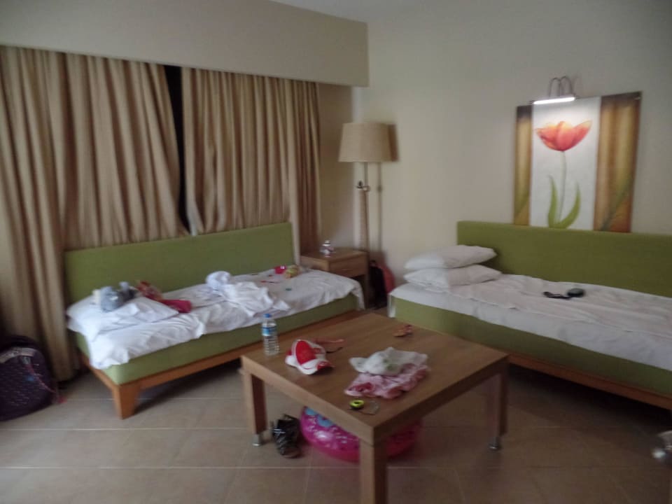 Das Wohnzimmer, wir haben es als Kinderschlafzimme Marvida Family Eco