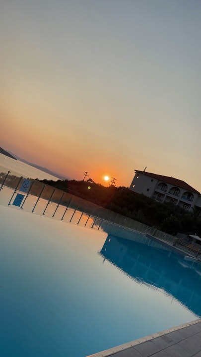 Pool Akrathos Beach Hotel