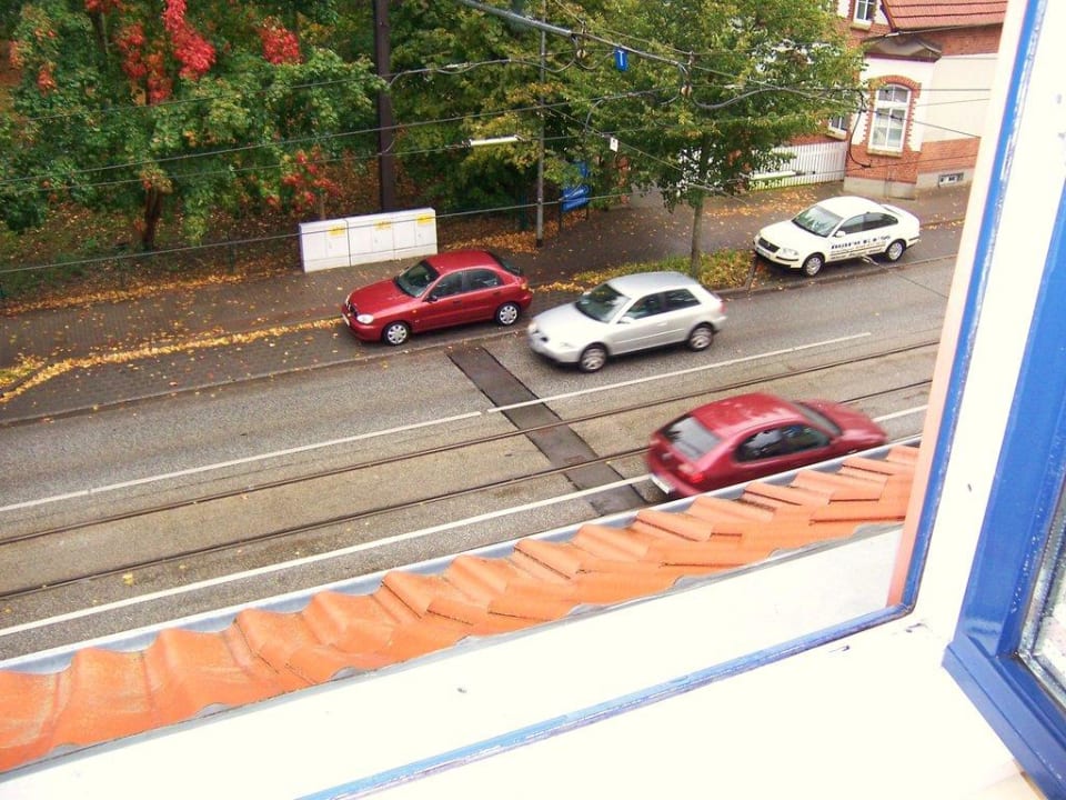 Blick aus dem Fenster Pension Am Lewenberg B&B