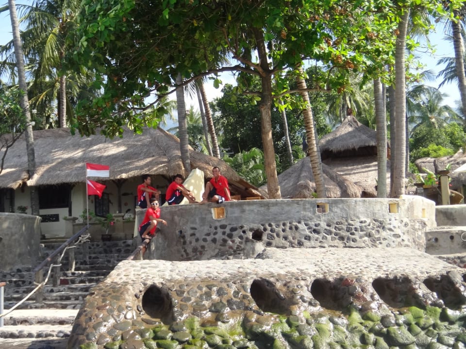 Tauchcrew Alam Anda Ocean Front Resort & Spa