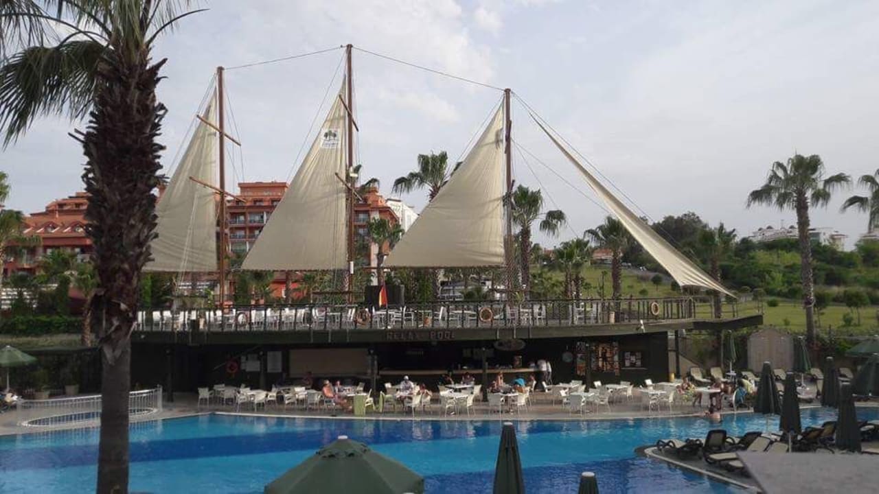 Gastro Can Garden Resort