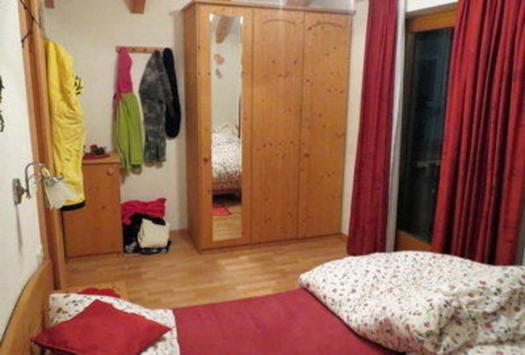 Schlafzimmer Apartments Luggis Hof