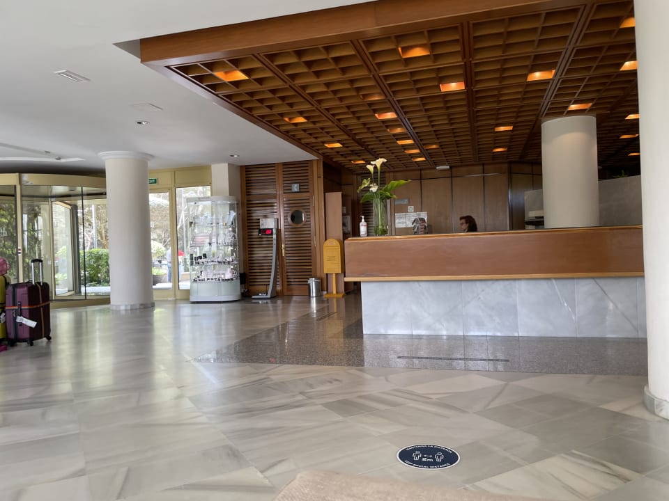 Lobby Hipotels Bahia Grande