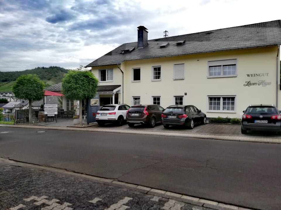 Außenansicht Wein & Gästehaus Rosenlay