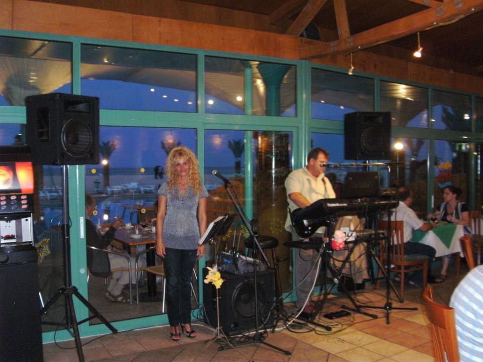 Life-Musik im Speisesaal Hotel Borjana