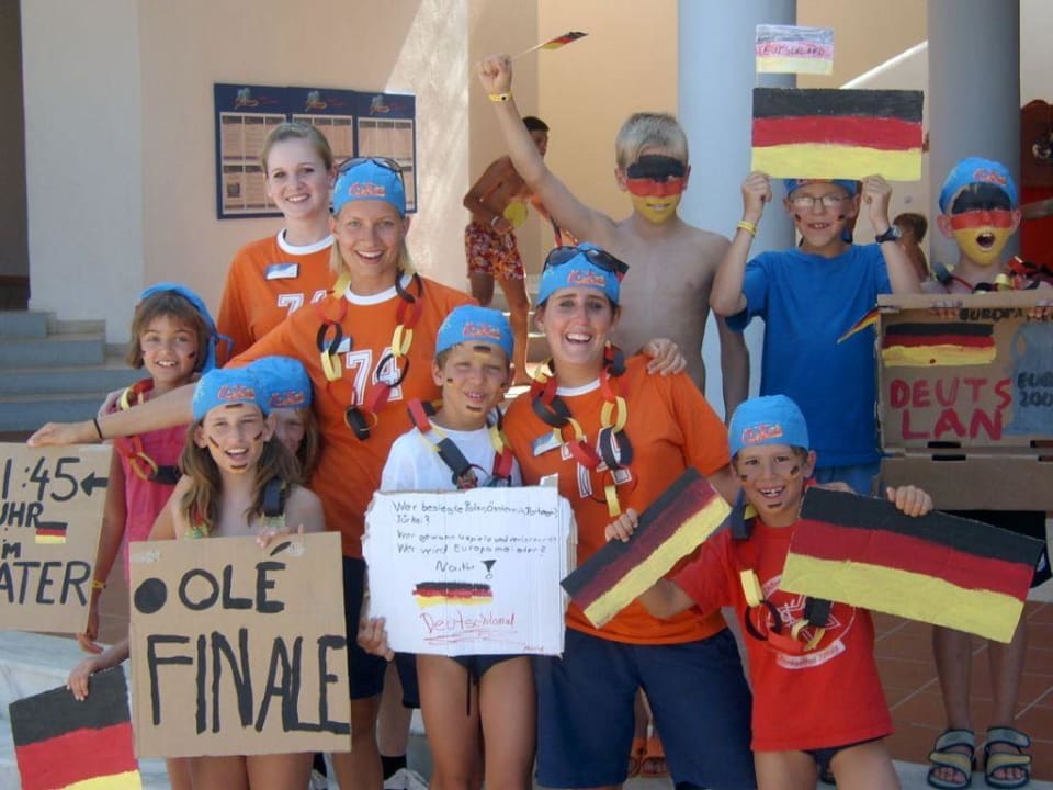 Alltours Kinderanimateure bei der Arbeit Fodele Beach & Water Park Holiday Resort