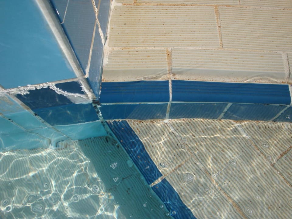 Dreckiger Pool Iberotel Palace
