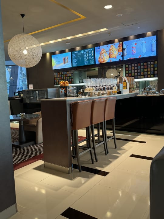 Lobby Park Rotana Abu Dhabi