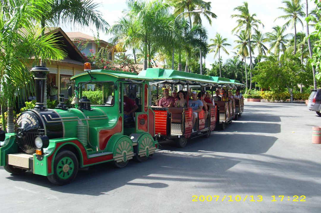 Die Bimmelbahn Hotel Grand Palladium Palace Resort, Spa & Casino