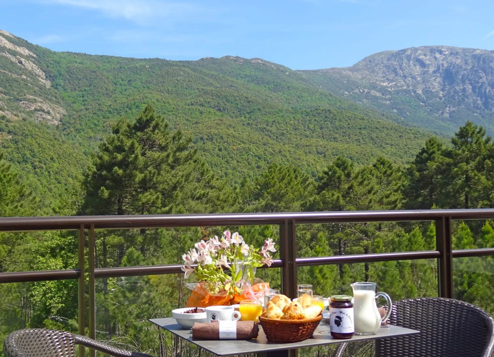 Petit Déjeuner Hotel Auberge des Deux Sorru