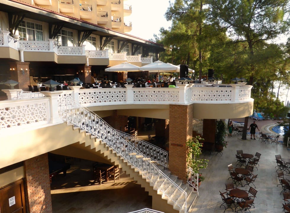 Terrasse mit Restaurant Grand Yazici Club Marmaris Palace