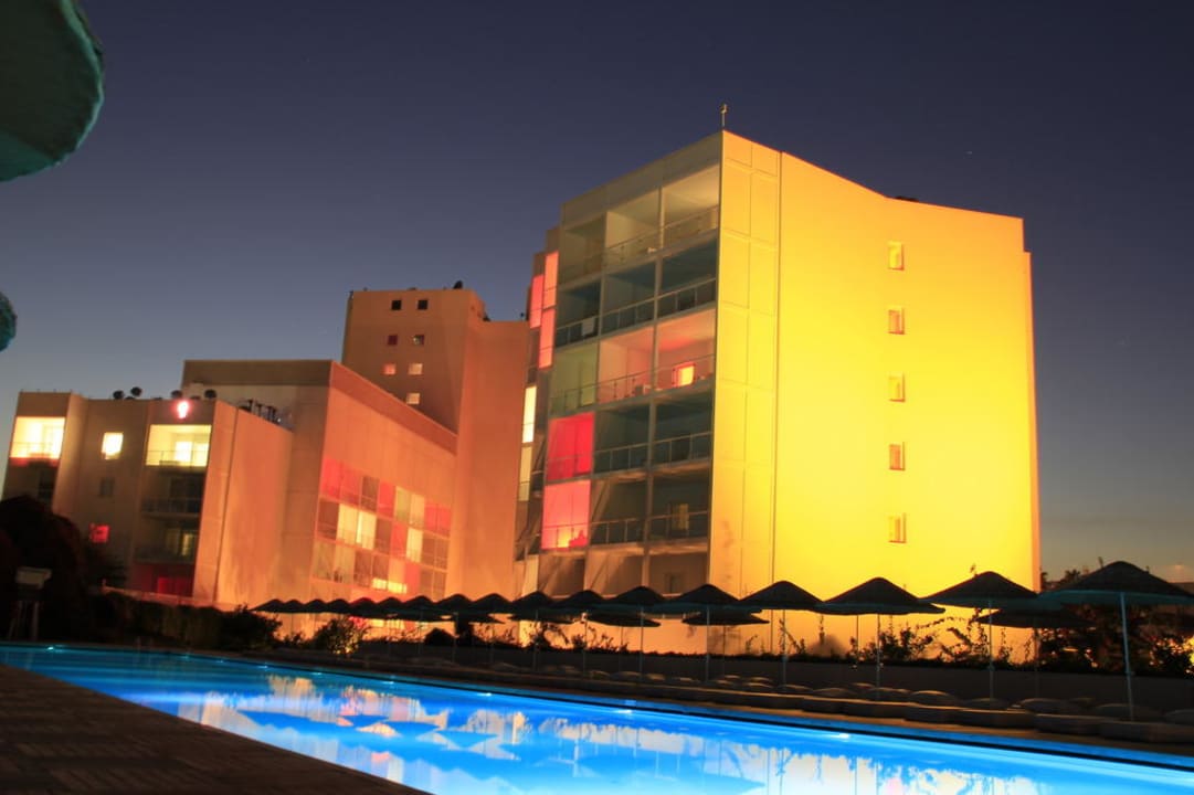 Hotel & Pool Hotel SU & Aqualand