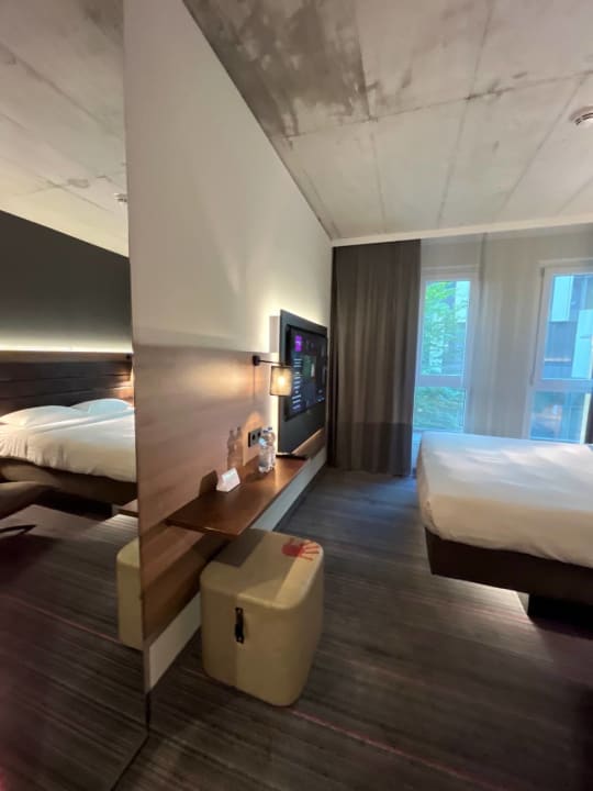 Zimmer MOXY Frankfurt East