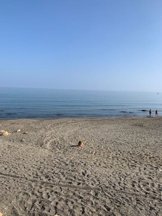 Strand H10 Estepona Palace