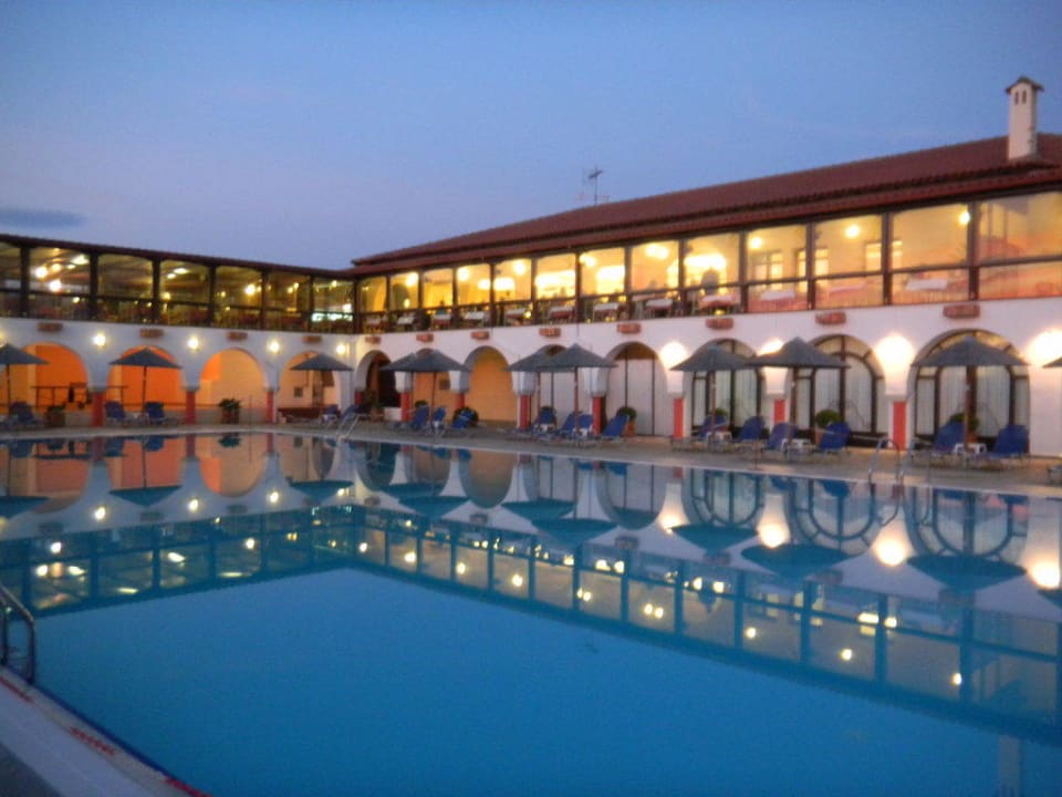 Restaurant Blue Dolphin Resort Hotel