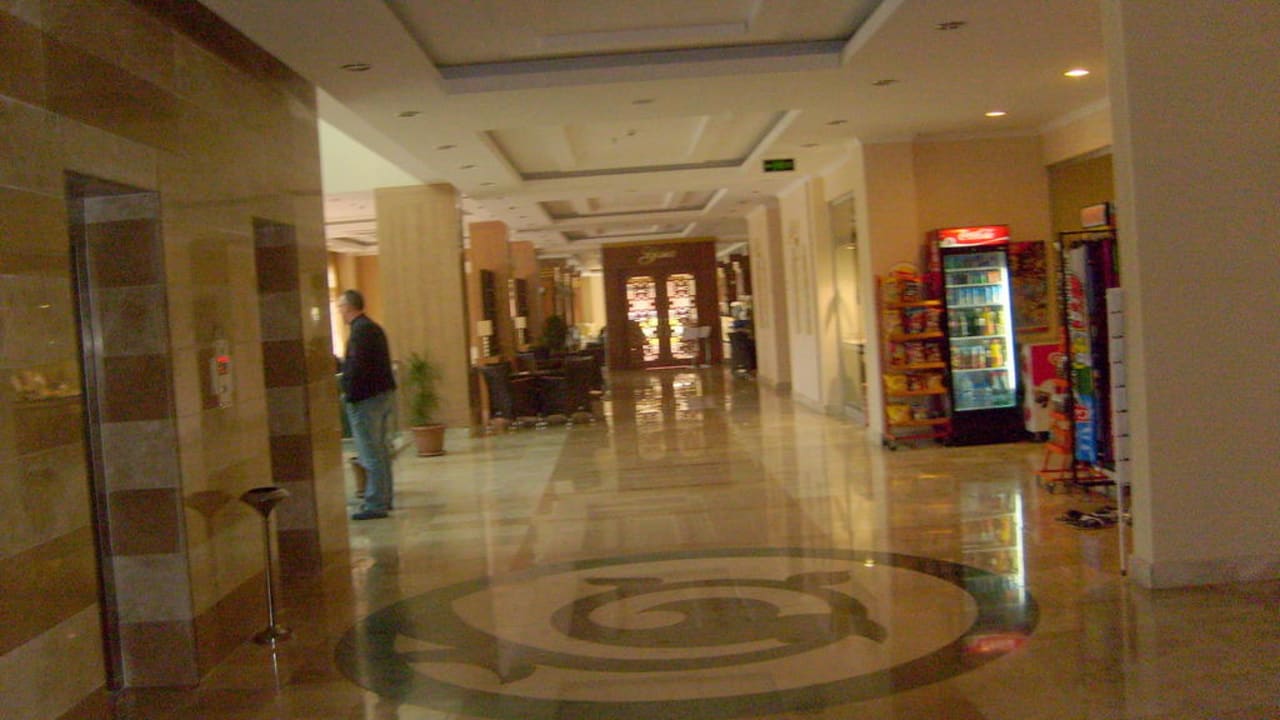 Eingang zur Lobby Solivia Hotel