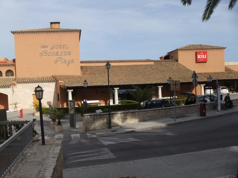 Hoteleingang Hotel Bonanza Playa